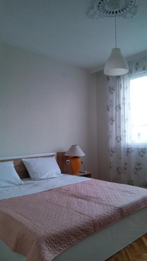 Dima Apartment Veliko Tărnovo Exteriör bild
