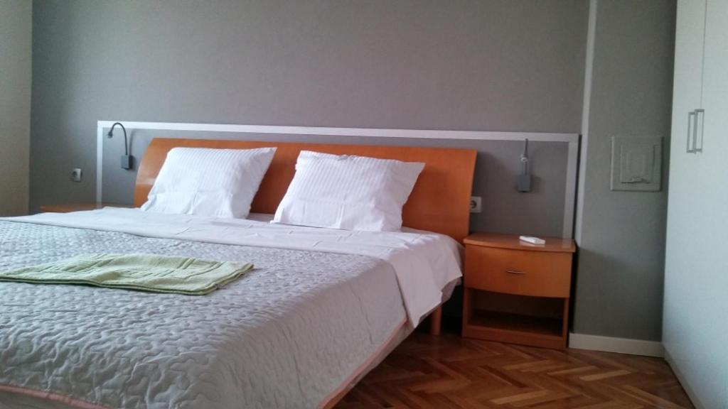 Dima Apartment Veliko Tărnovo Exteriör bild